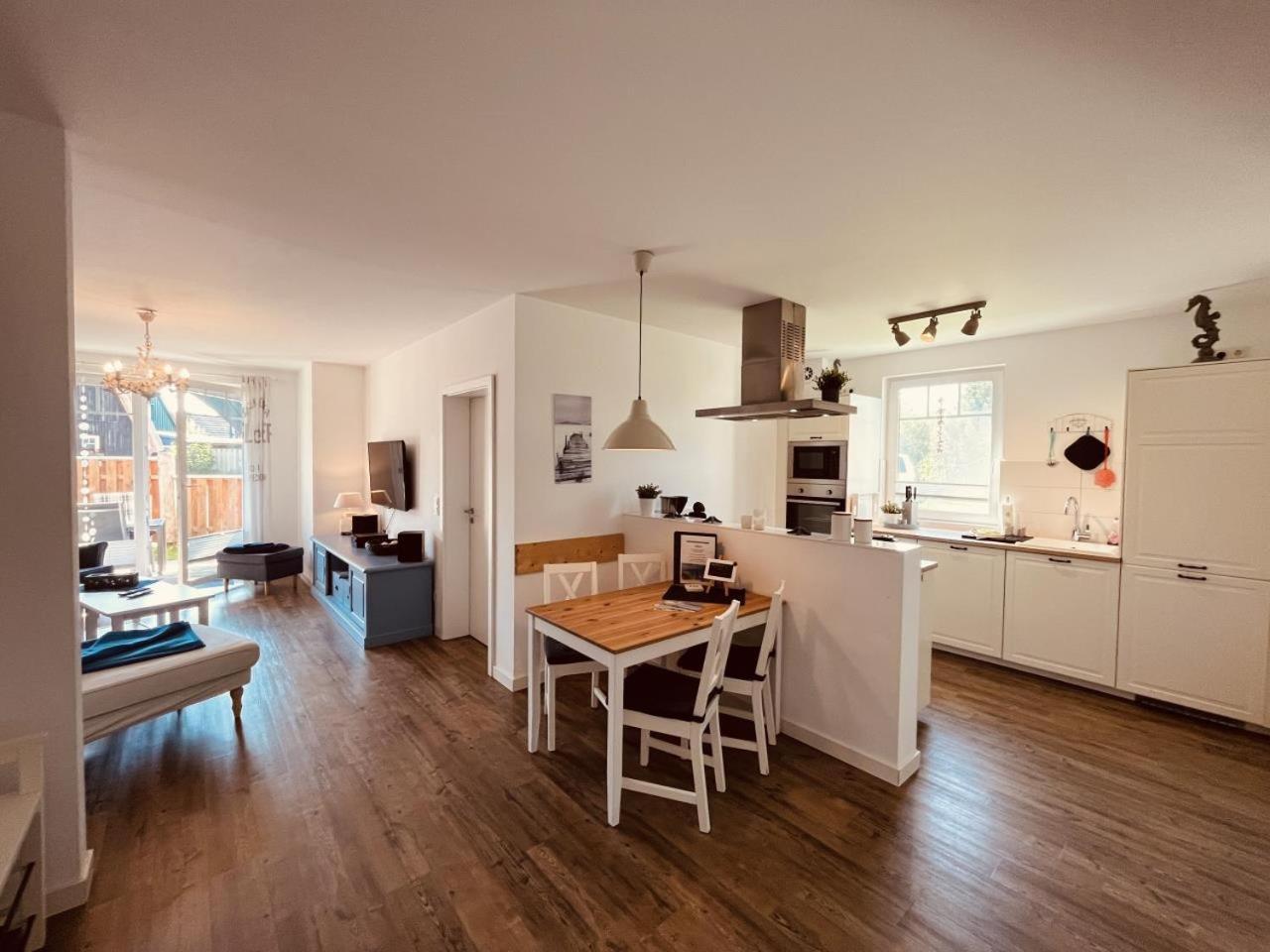 Ferienwohnung Blue In Born Luaran gambar